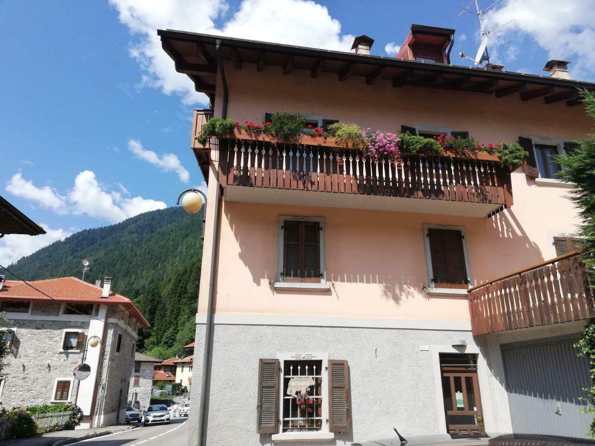 Appartamento Collini Spiazzo  Extérieur photo